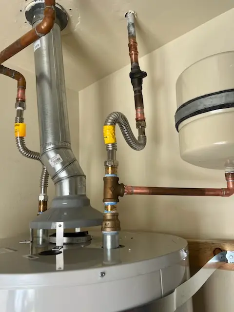 Water heater installation and plumbing repair in Richland Hills